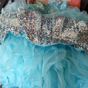 Da Vinci 2 piece Aqua Blue Quinciañera Ball gown Dress.